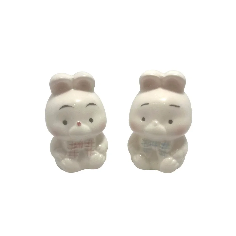 Vintage Bunny Salt & Pepper Shakers Ceramic Pair Red‎ & Blue Bows Made in Taiwan